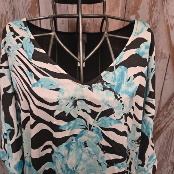 CHICO'S Zebra & Floral Print Tunic - Picture 3 of 8